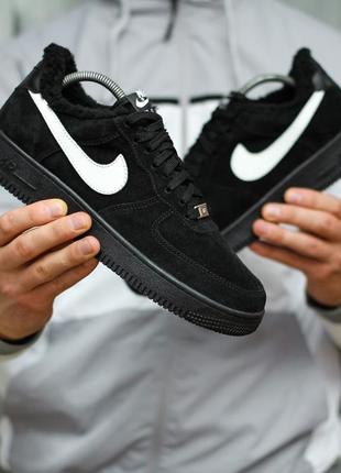 Зимові nike air force 1 07 mid lv8 (чорно/білі)