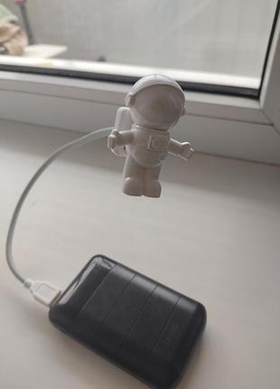 Usb лампа космонавт, светильник для ноутбука