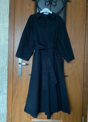 Чорне плаття міді із широким рукавом