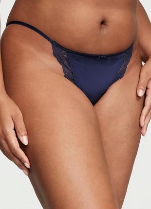 Синие трусики бикини с кружевными элементами виктория сикрет из коллекции dream angles victoria’s secret