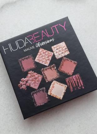 Huda beauty

палетка тіней obsessions palette mauve