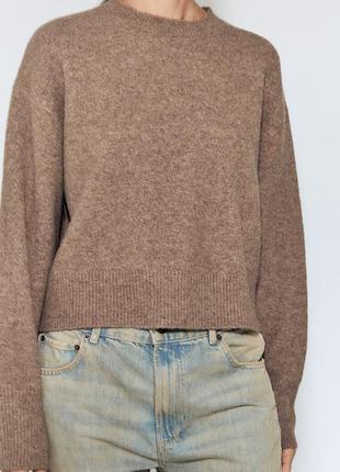 Базовый трикотажный свитер zara