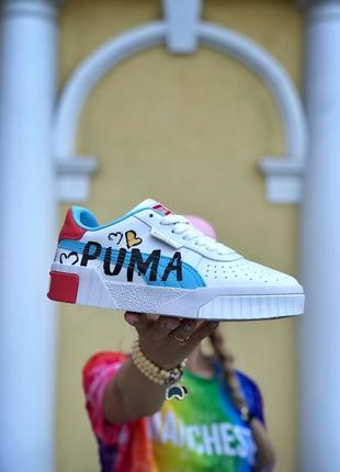 Прекрасные женские кроссовки puma cali белые с цветными вставками и надписью
