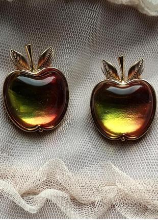 Сережки в стилі sarah coventry яблуко5 фото