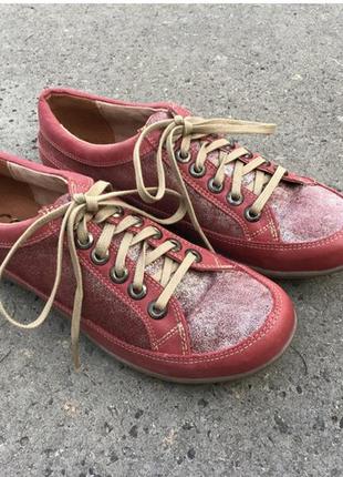 Туфли женские 37 размера (24 см)