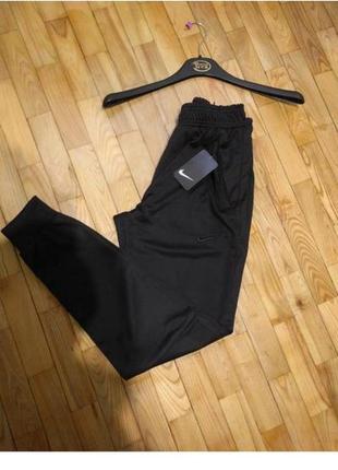 Спортивные штаны nike!(лакоста) классного качества!