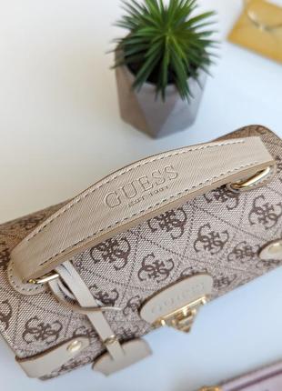 Жіноча сумка guess бежева / міні саквояж2 фото