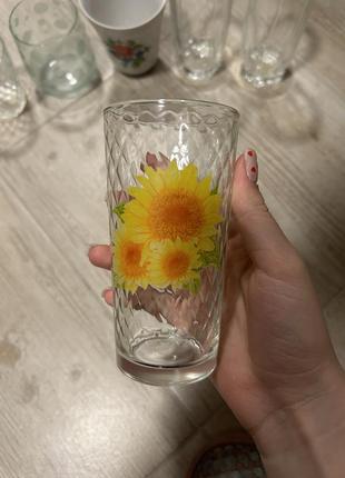 Стакан з соняшником