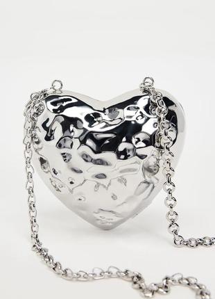 Металическая сумка в форме сердца