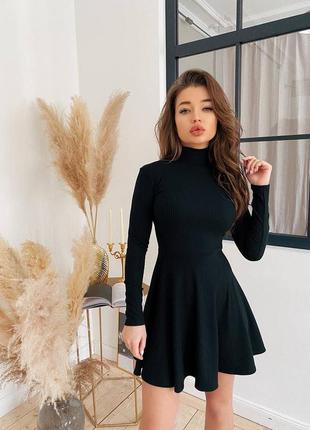 Платье короткое однотонное на длинный рукав с воротником качественная стильная трендовая черная
