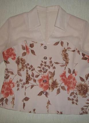 Блуза з квітковим принтом