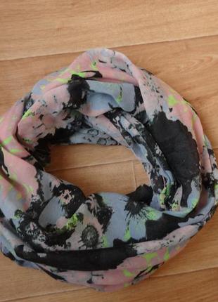 Яркий хомут - шарф- платок на весну .1 фото