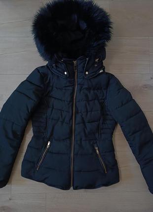 Чорна коротка зимова куртка з капюшоном/ стильна курточка від zara6 фото