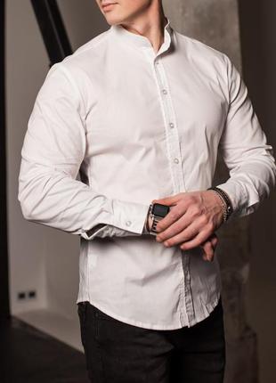 Белая мужская рубашка casual воротник - стойка9 фото