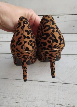Шикрные туфли леопардовые туфлі лодочки f&f 395 фото