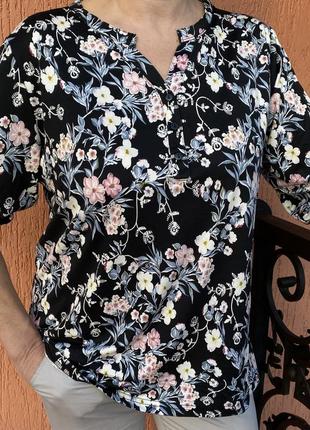 Чорна блузочка з квітковим принтом 🖤🖤🖤1 фото