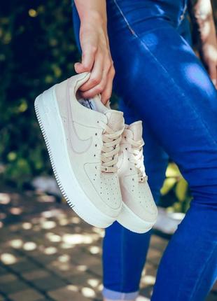 Кроссовки женские nike