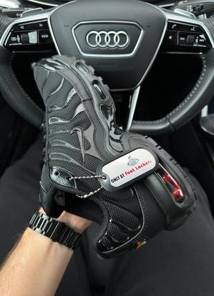 Чоловічі кросівки nike air max plus all black4 фото