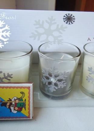 Свечи avon candle frost ароматические (3шт.в упаковке)2 фото