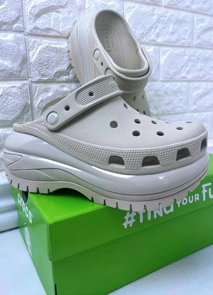 Женские кроксы сабо crocs crush mega нереально стильные кроксы5 фото