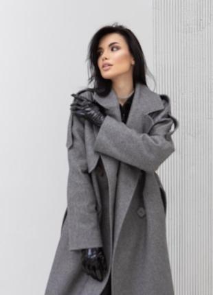 Демісезонне довге якісне жіноче пальто з патами, шліцею, пелериною