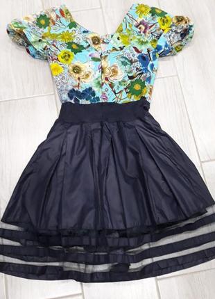 Платье с пышной юбкой, размер с1 фото