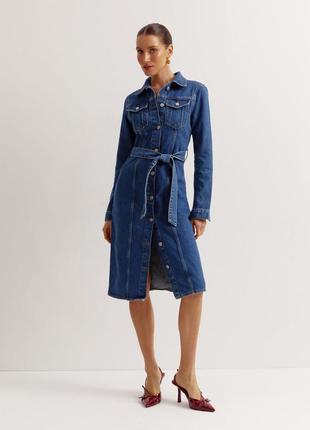 Джинсова сукня-сорочка синього кольору | 775861 фото