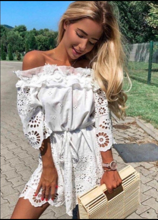 Ажурное белое платье