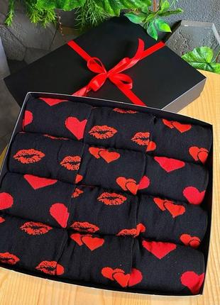 Святковий бокс шкарпеток хлопцям на 12 пар 40-45 р чорні подарунок на день валентина демісезонні та високі