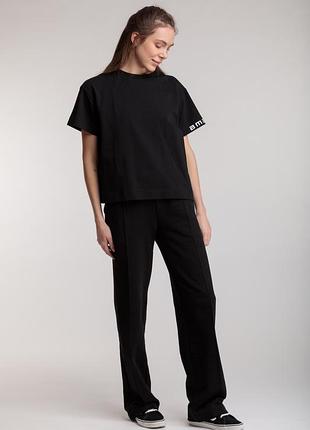 Штаны палаццо женские черного цвета со стрелками