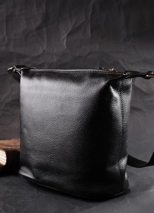 Вместительная женская сумка с одной длинной ручкой из натуральной кожи vintage 22305 черная7 фото