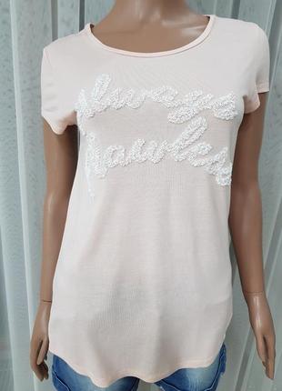 Футболка ніжно - персикового кольору