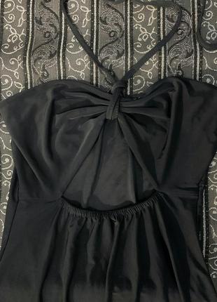 Сукня міні чорна облягаюча розмір c, з завʼязками на шиї7 фото