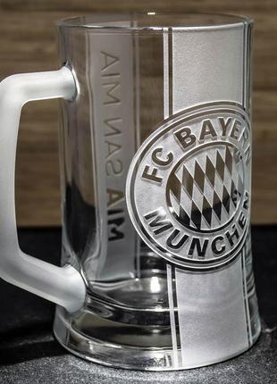 Пивний келих з гравіюванням фк баварія мюнхен fc bayern munchen на дві сторони з лозунгом і з матовою ручкою
