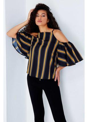 Полосатая блузка с расклешенными рукавами с открытыми плечами