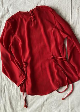 Червона блузка2 фото