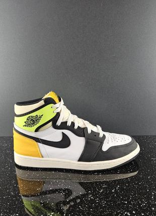 Кроссовки air jordan 1 retro high volt. 42.5.5 фото