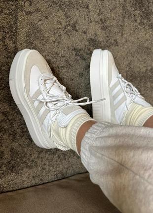 Коллаборация двух брендов ivy park /adidas6 фото