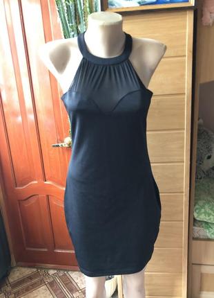 Гарне чорне плаття