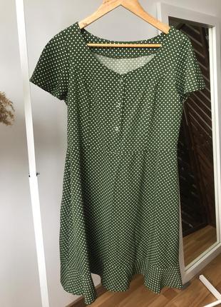 Женское платье летнее с коротким рукавом свободного фасона в горошек