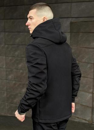 Мужская черная куртка из софтшелла весенняя pobedov setup s6 фото