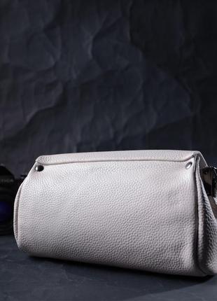 Шкіряна жіноча сумка з трикутним клапаном vintage 22255 біла8 фото
