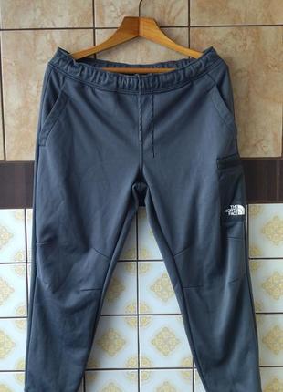 Спортивные карго брюки Get a closer look at the bulky dad shoes above you can cop the newest Hyperize nike N2K Teknos at