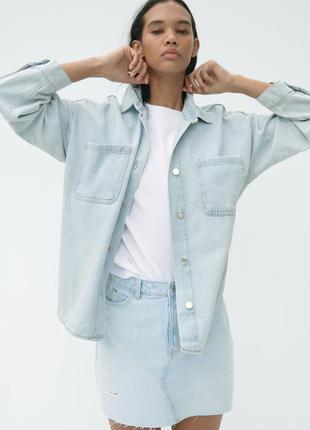 Стильная рубашка из денима