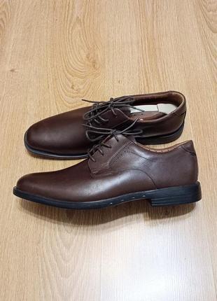 Туфлі clarks