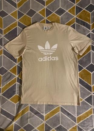 Adidas футболка