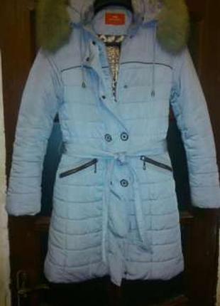 Очень теплое зимнее пальто (пуховик, зимняя куртка)1 фото