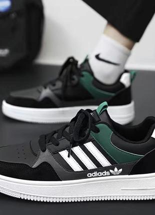 Кроссовки adidas