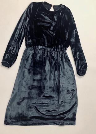 Оксамитова сукня