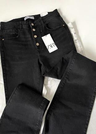 Трендові джинси кльош zara на ґудзиках оригінал1 фото